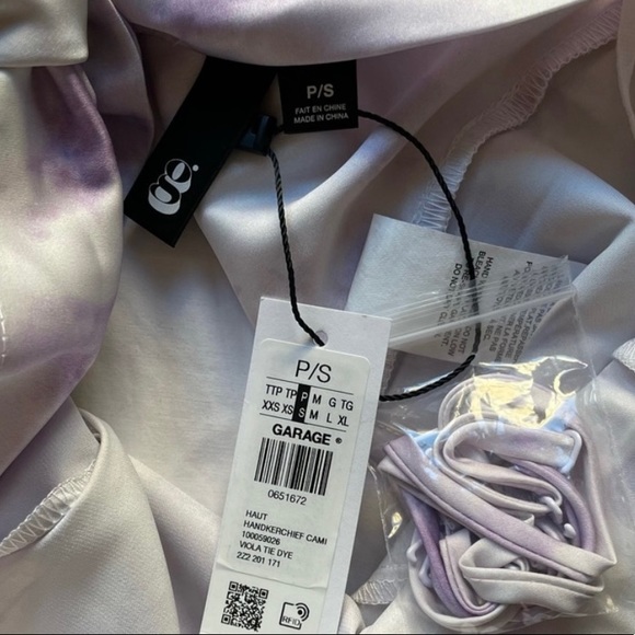 🚫SOLD🚫NWT garage bandana top - Picture 3 of 3